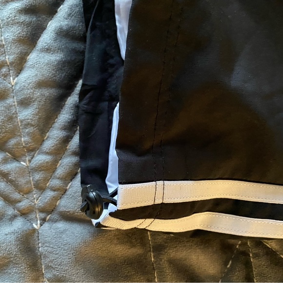 Adidas training pants - Picture 4 of 8